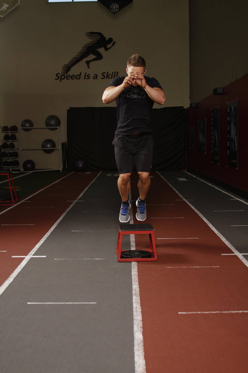Quick Leap — end position, working the quads