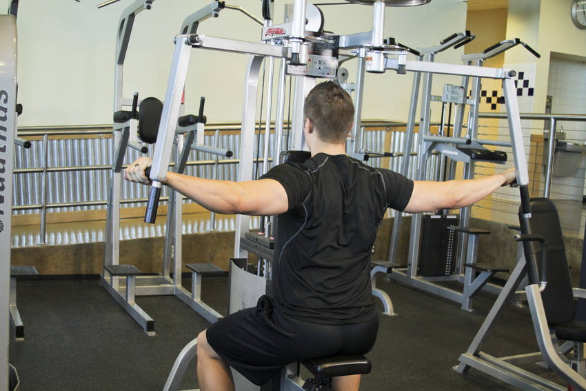 Reverse Machine Flyes — end position, working the shoulders
