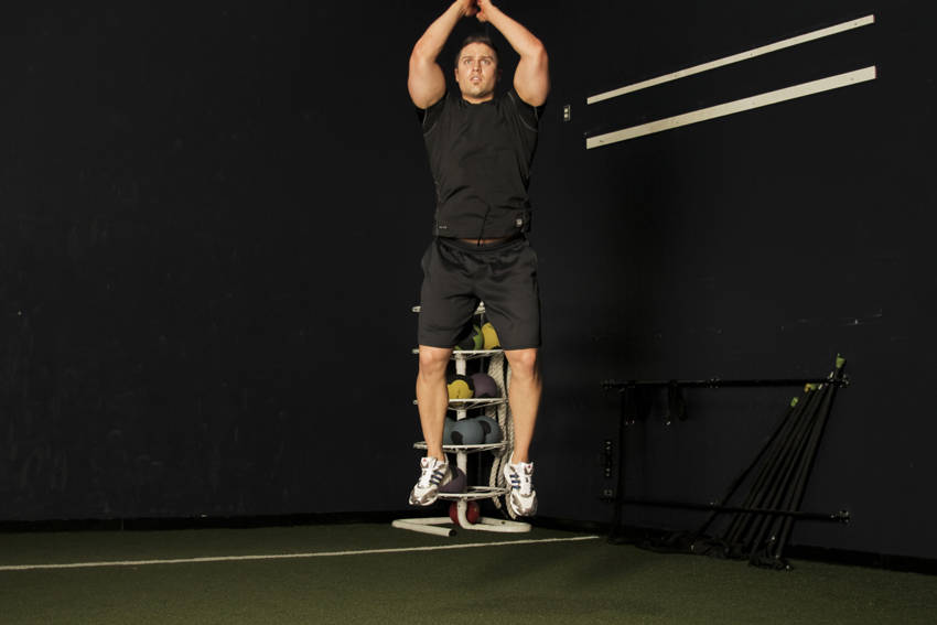 Rocket Jump — end position, working the quads
