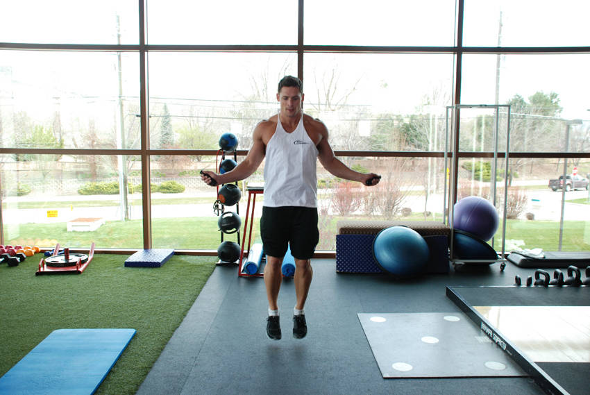 Rope Jumping — end position, working the quads