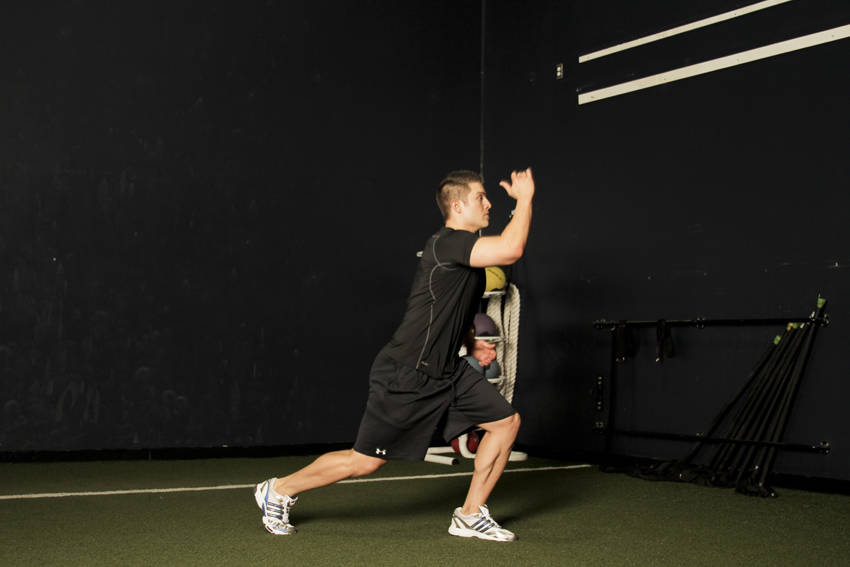 Scissors Jump — starting position, working the quads