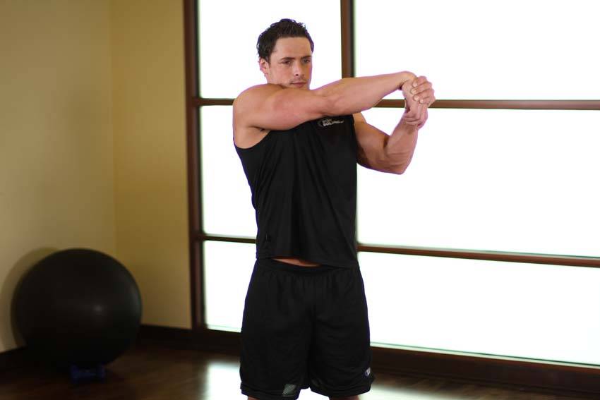 Side Wrist Pull — end position, working the shoulders