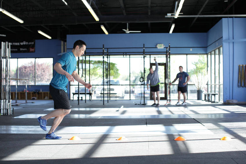 Single-Leg Hop Progression — starting position, working the quads
