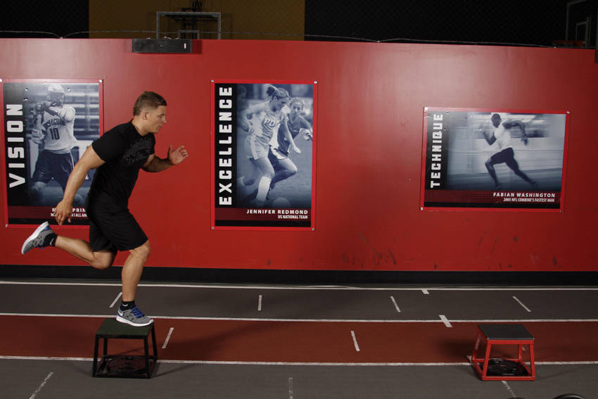 Single-Leg Stride Jump — starting position, working the quads