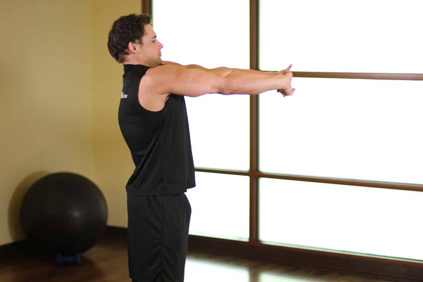 Upper Back Stretch — end position, working the middle back