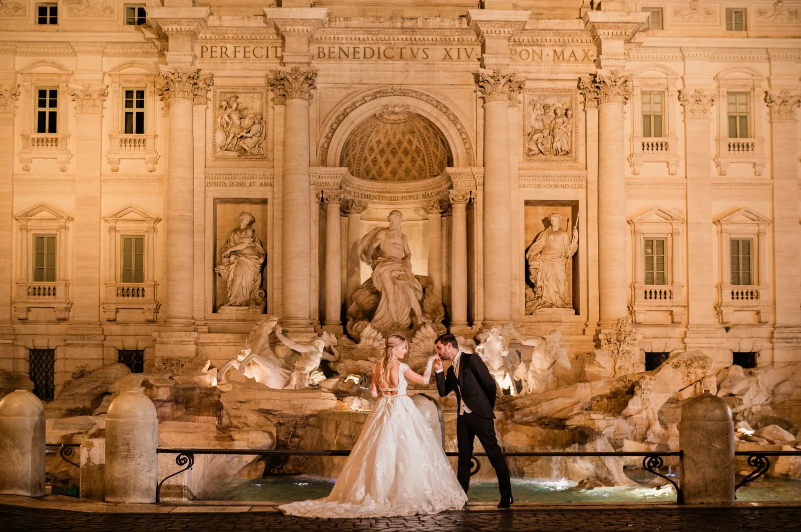 La fontana di notte