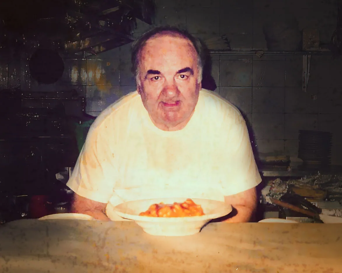 Un ritratto d'epoca a tavola