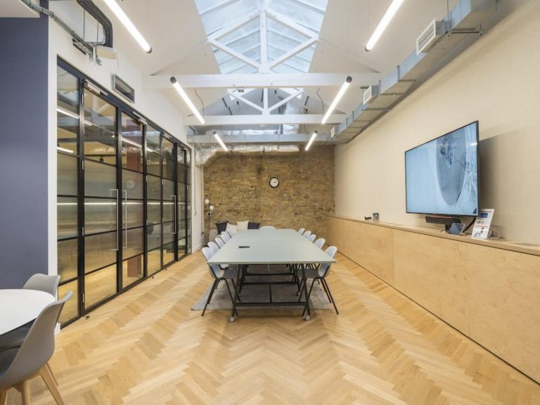 OFFICE TO RENT IN CLERKENWELL CLOSE, EC1R