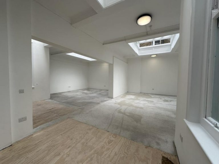 OFFICE TO RENT IN GREAT PORTLAND STREET, W1W