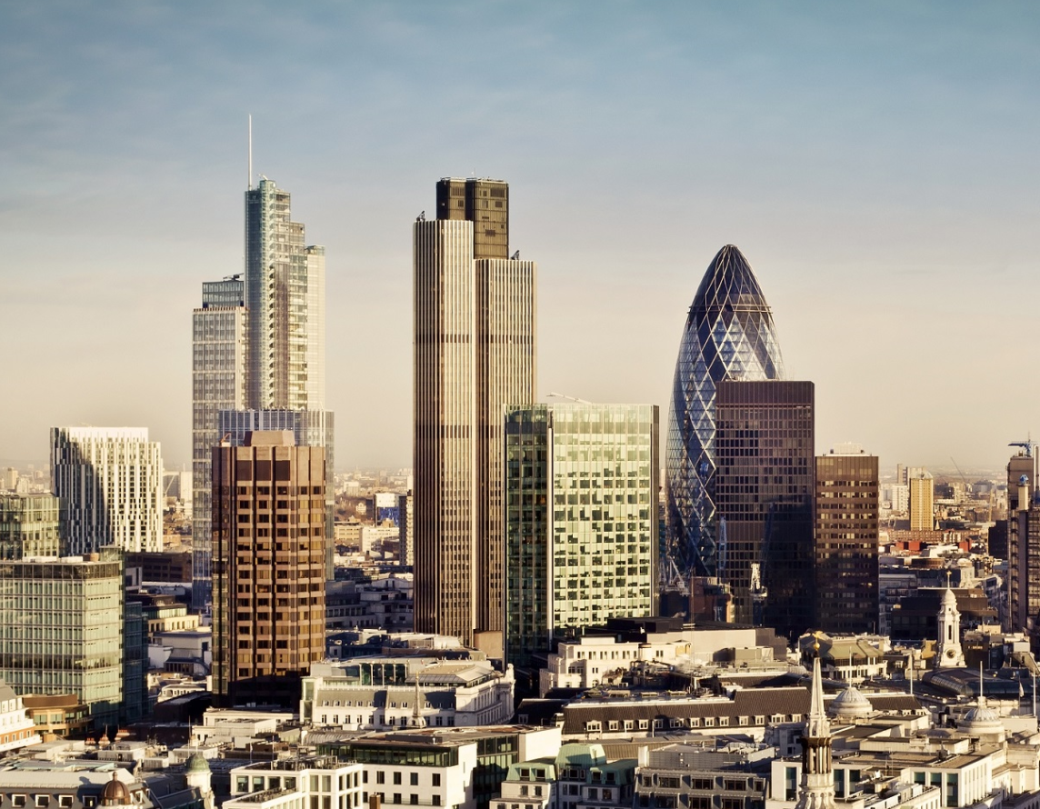 Dealing city. Лондон панорама. London Panorama. Large Scale buildings.