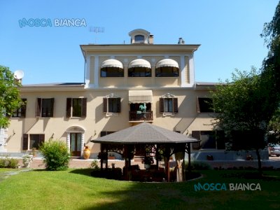 CHIUSA PESIO - VILLA STORICA con PARCO