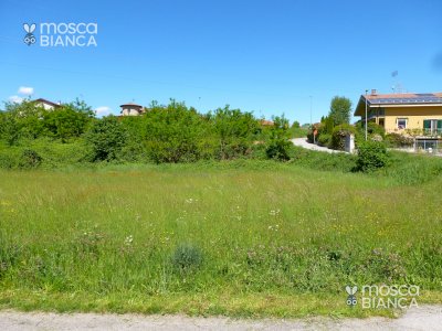 VIGNOLO (SANTA CROCE) - TERRENO EDIFICABILE RESIDENZIALE