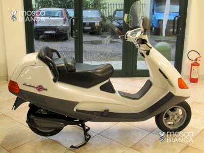 Piaggio Hexagon 