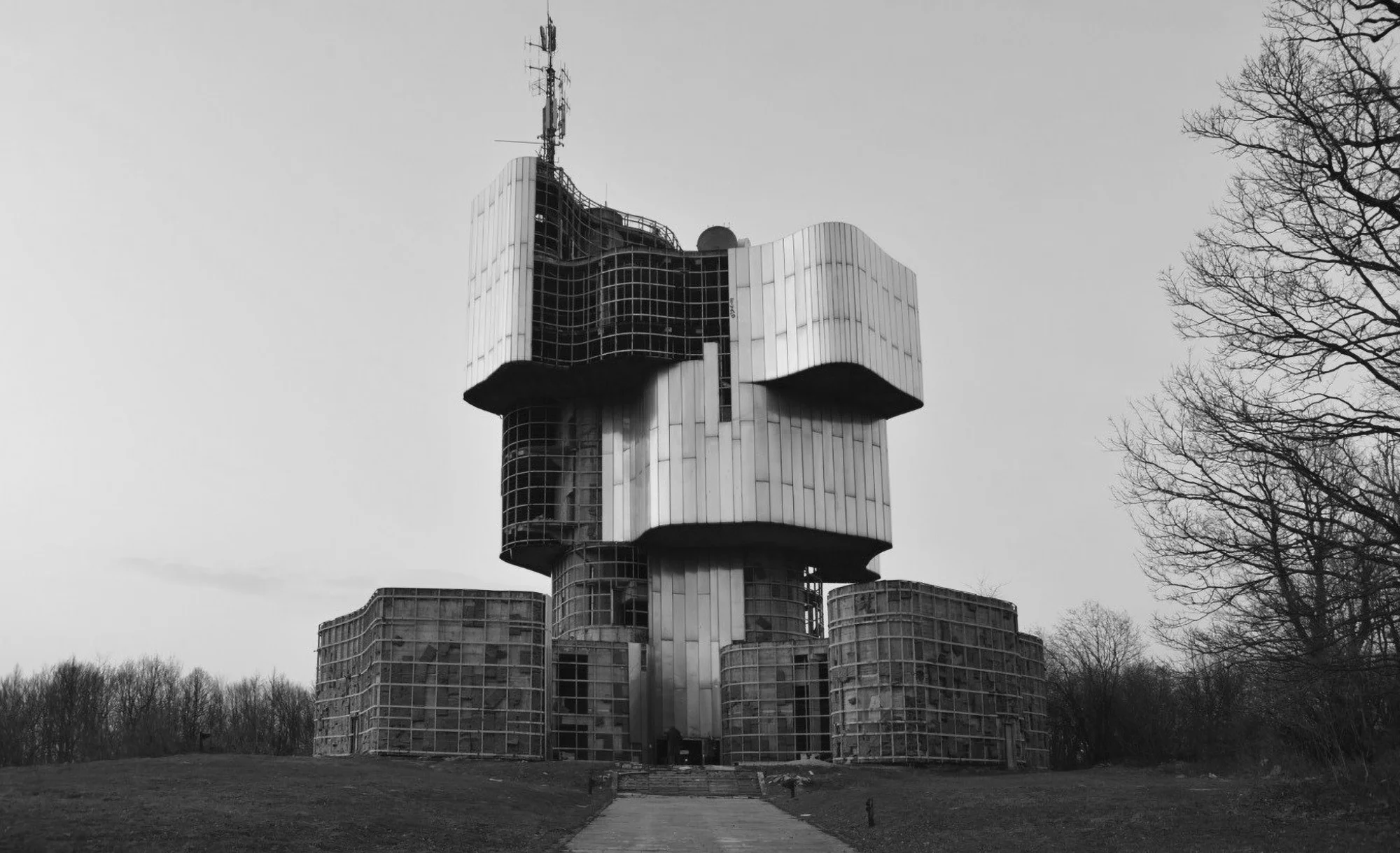 Поколение как рифма: незавершенное во времени искусства