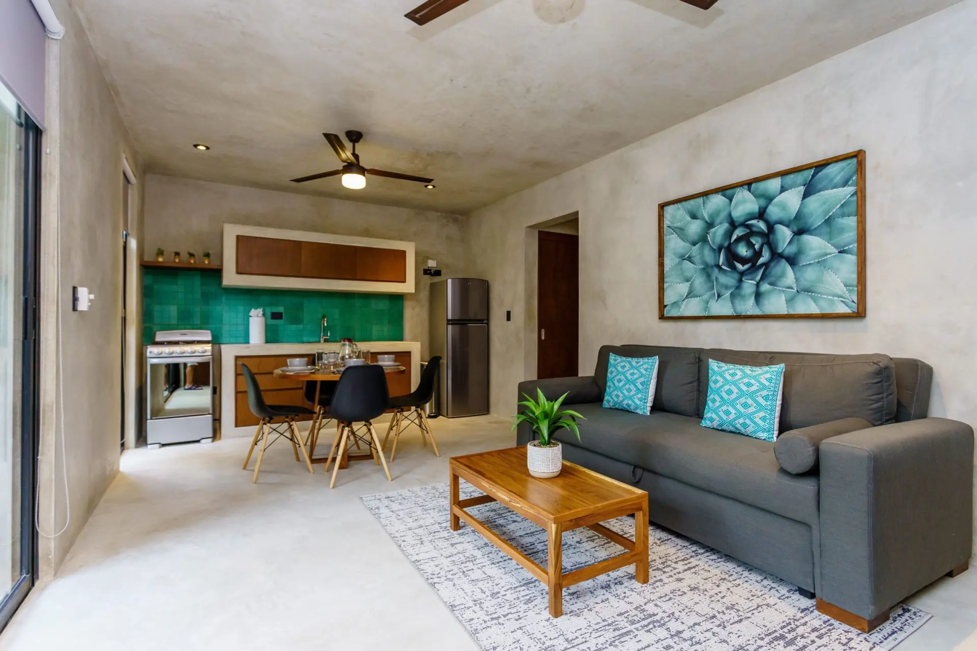 1 Bed 1 Bath  Condo For Sale In La Veleta [77760]