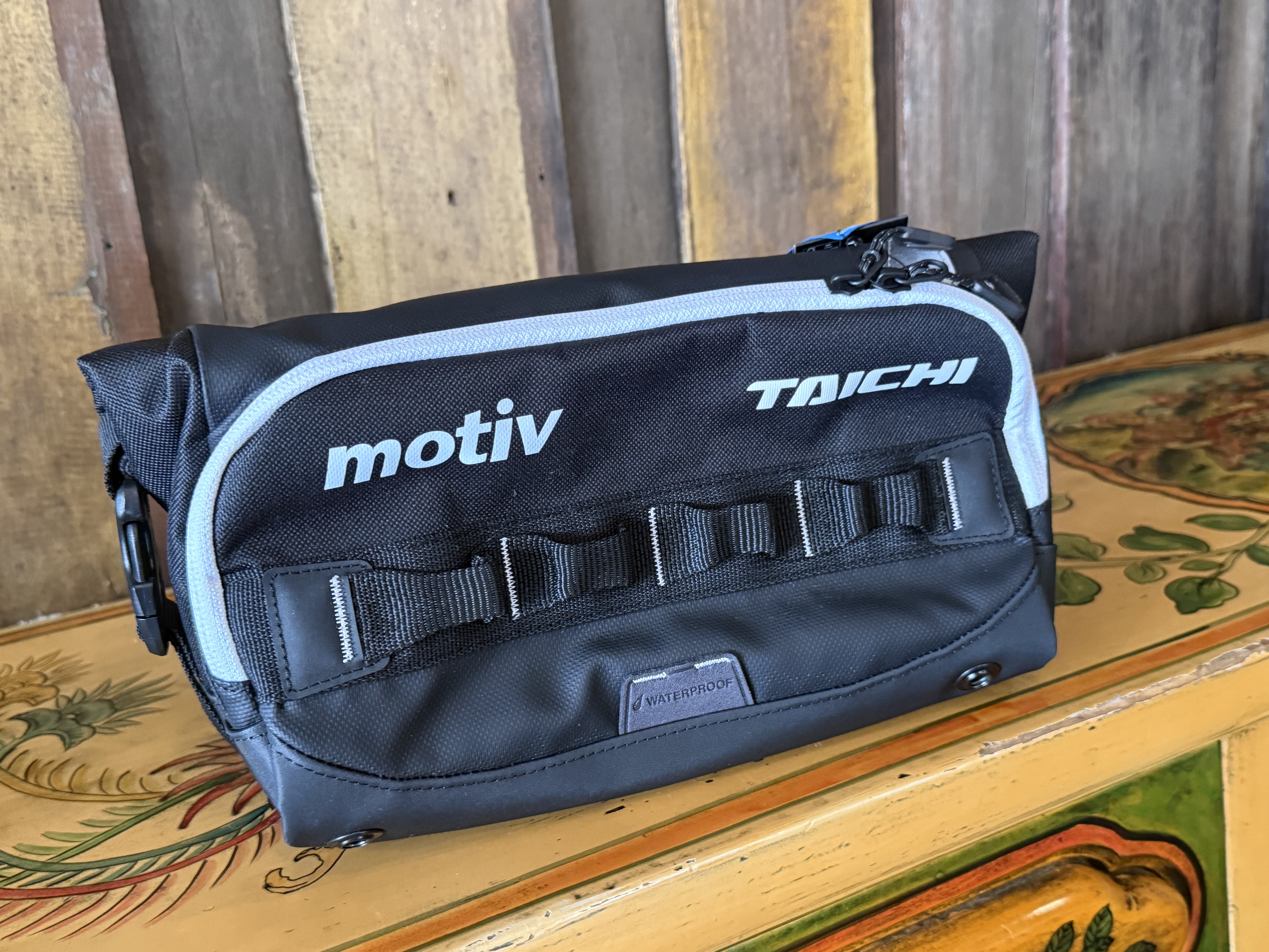TAICHI様 motivロゴ入バッグ