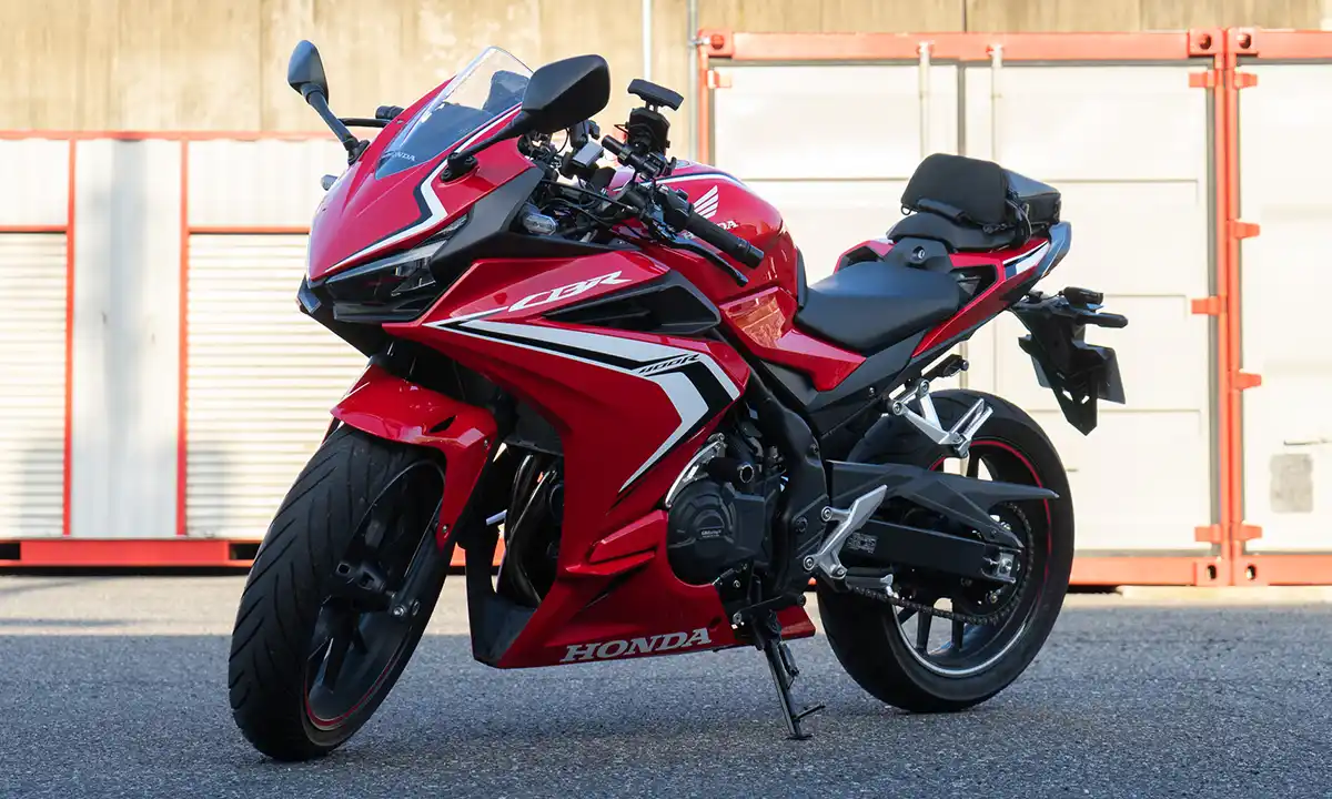 CBR400Rのレンタルバイク