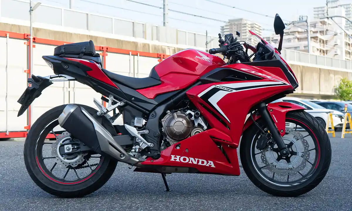 CBR400Rのレンタルバイク