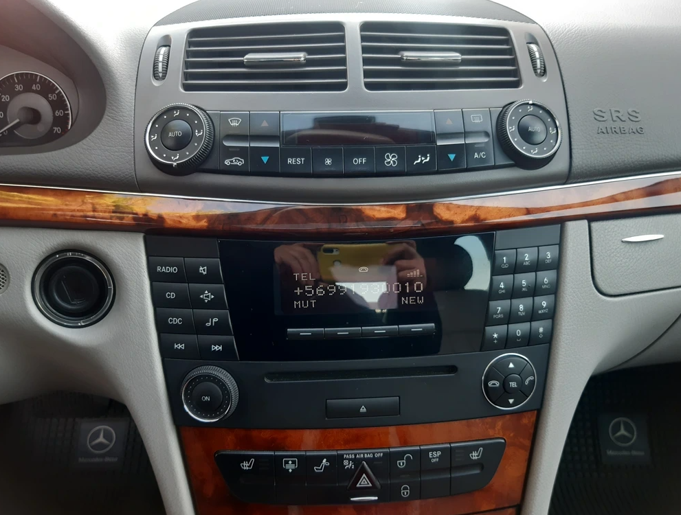 Mercedes-Benz E500 — foto 9 de 15