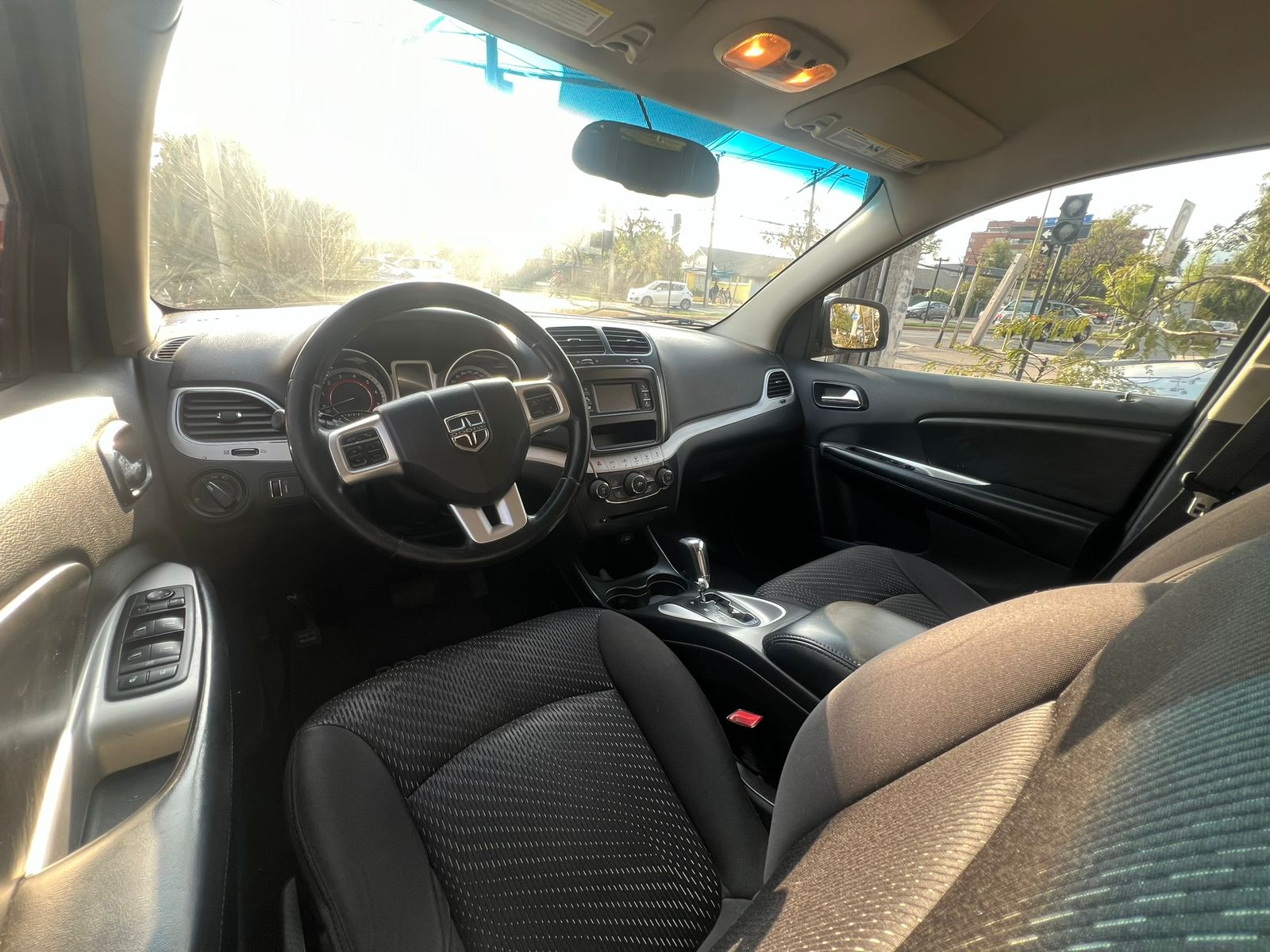 Dodge Journey — foto 8 de 13