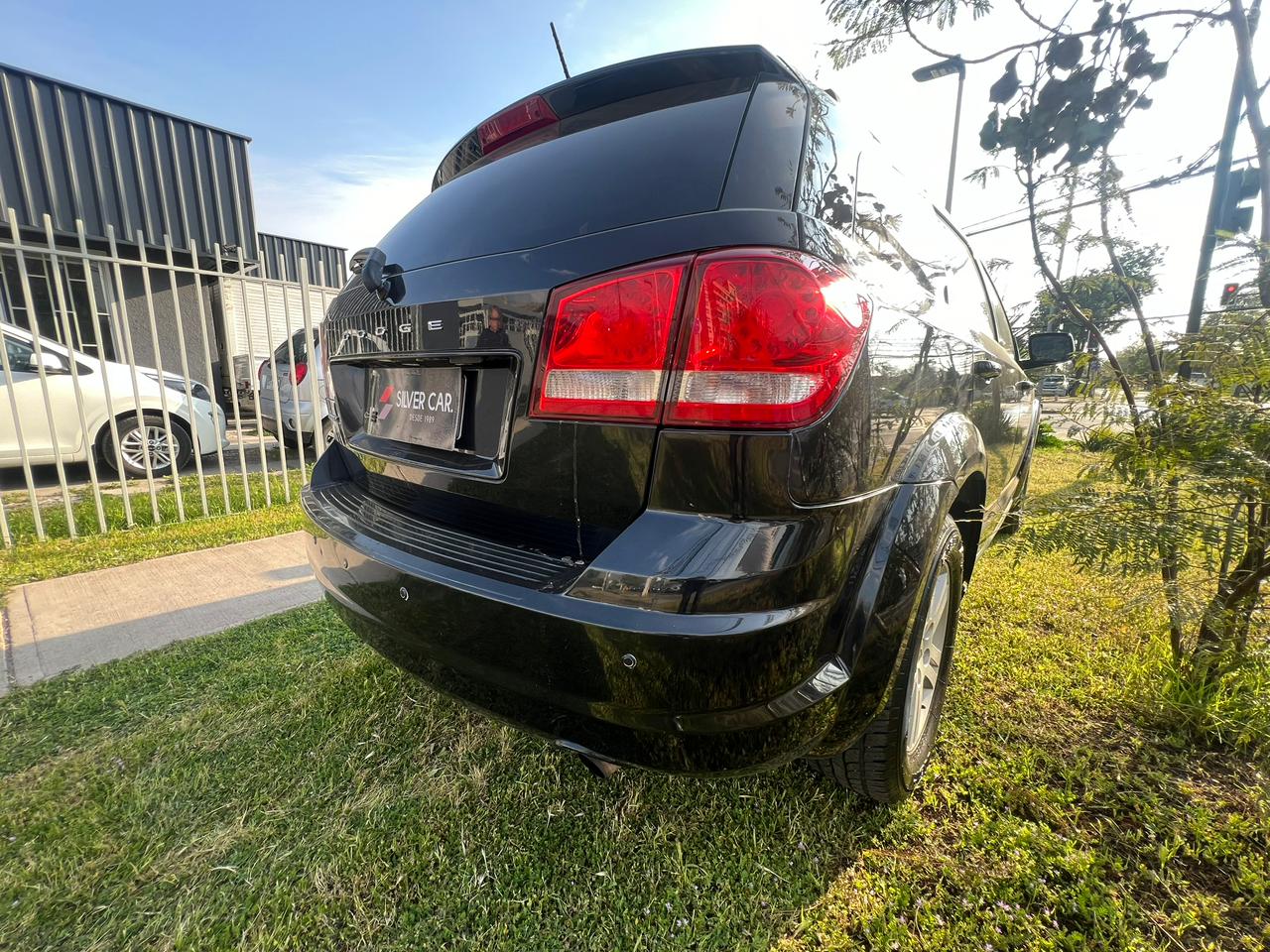 Dodge Journey — foto 12 de 13