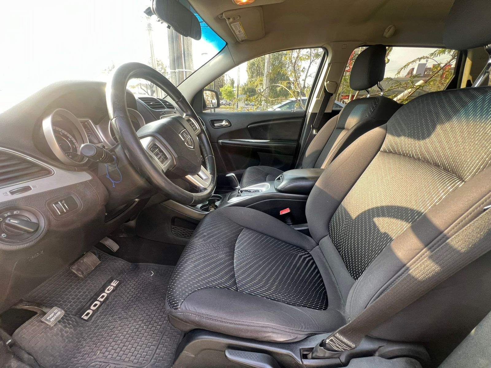 Dodge Journey — foto 6 de 13