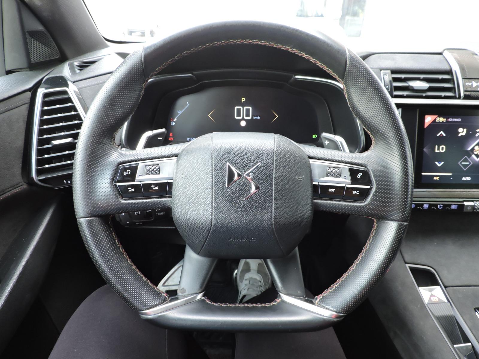 DS 7 Crossback — foto 15 de 20
