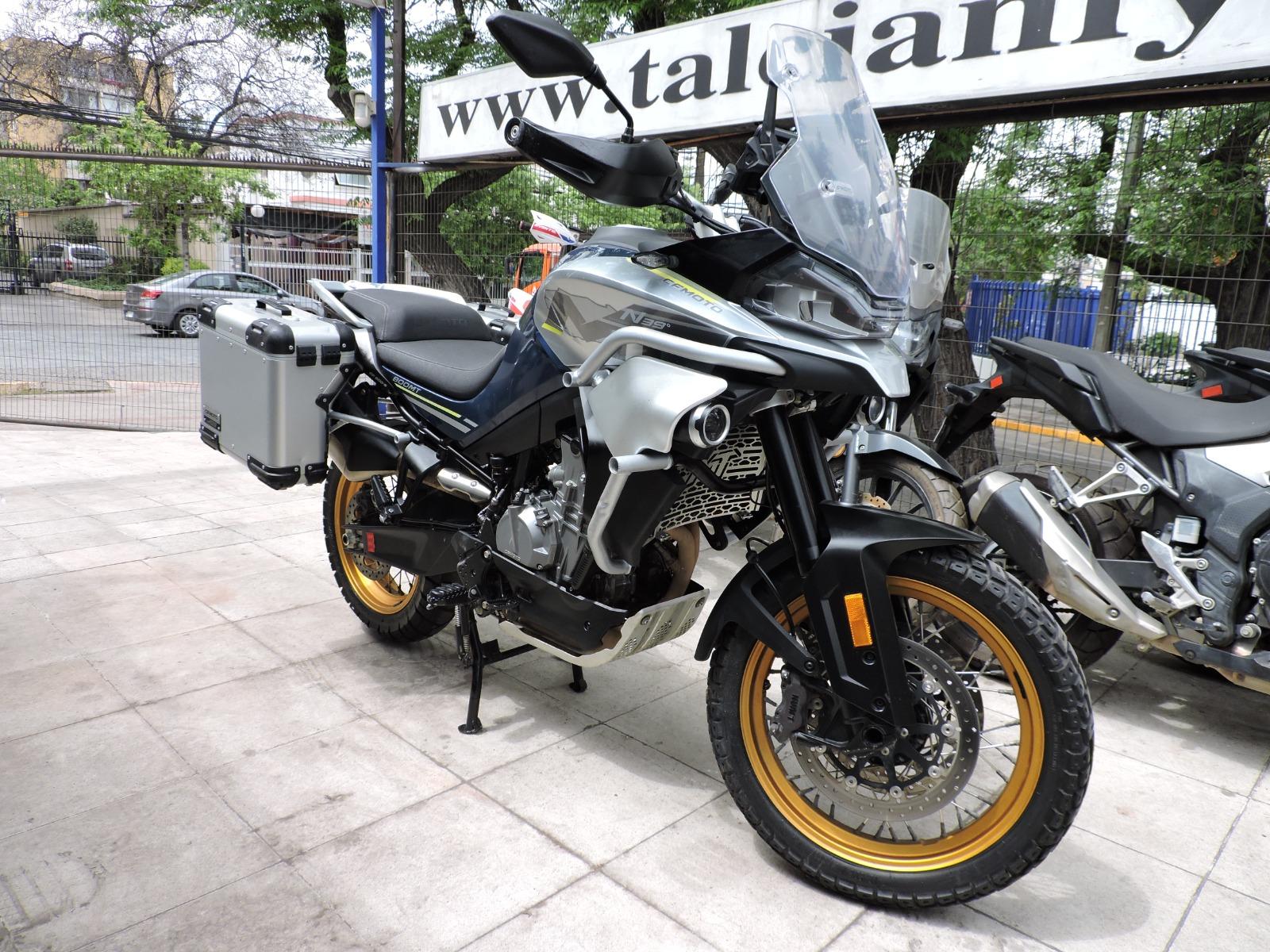 Cf Moto 800 Mt Touring — foto 2 de 5