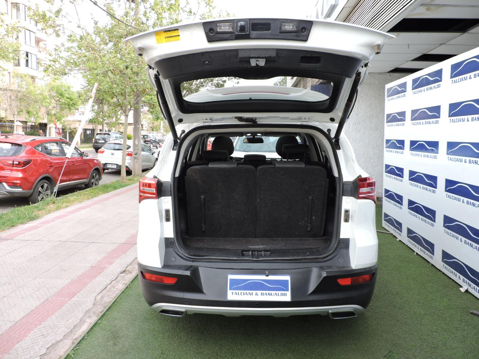 Jetour X70 — foto 4 de 20