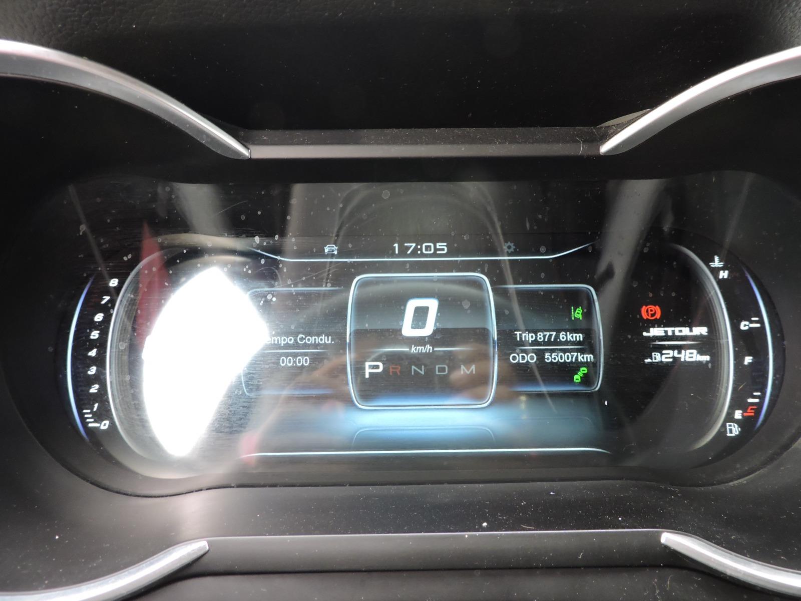 Jetour X70 — foto 17 de 20