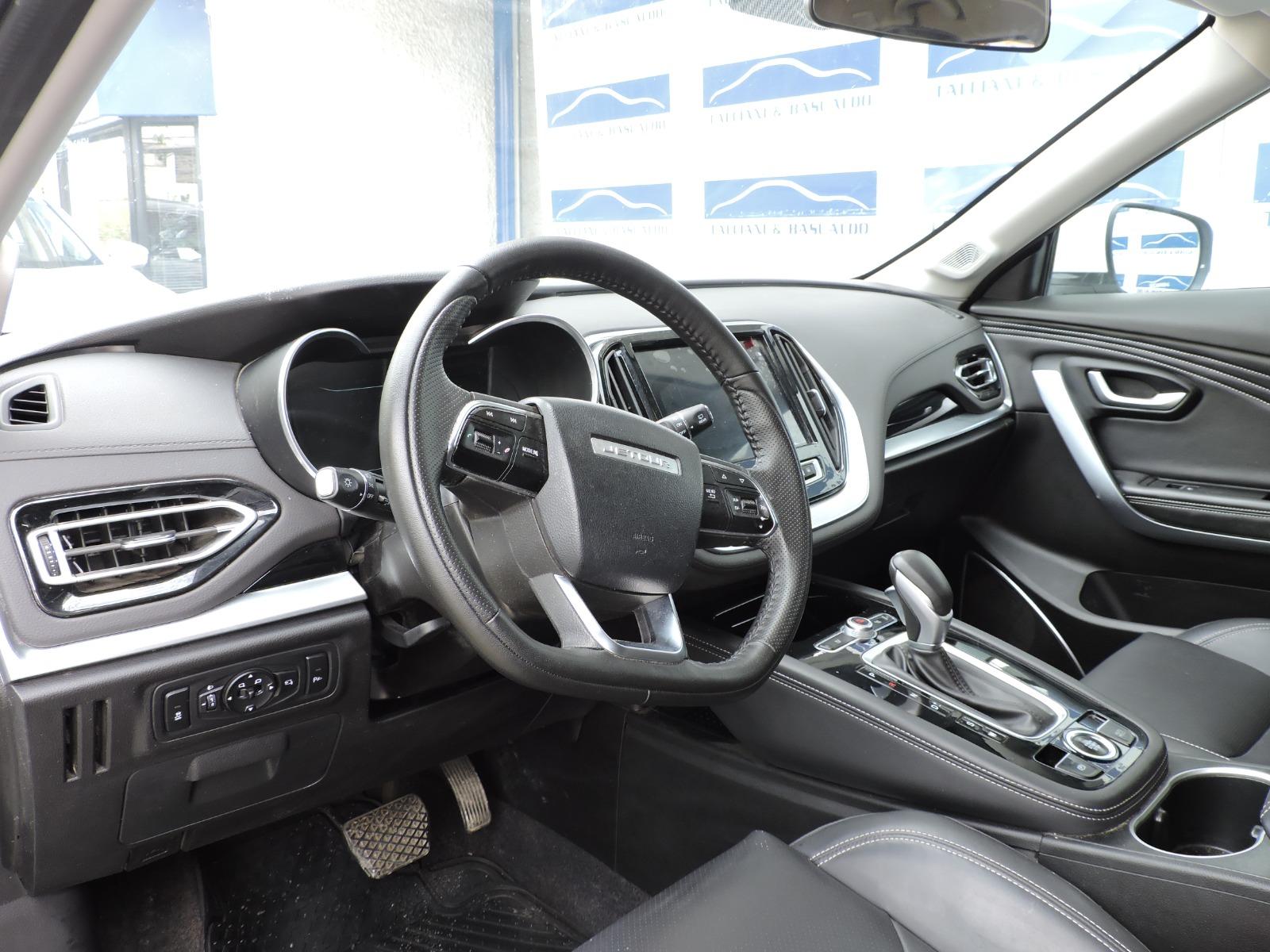 Jetour X70 — foto 15 de 20
