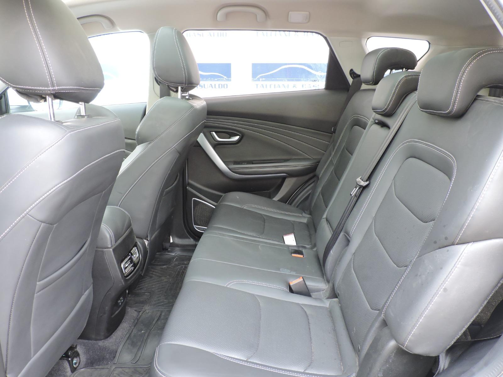 Jetour X70 — foto 6 de 20