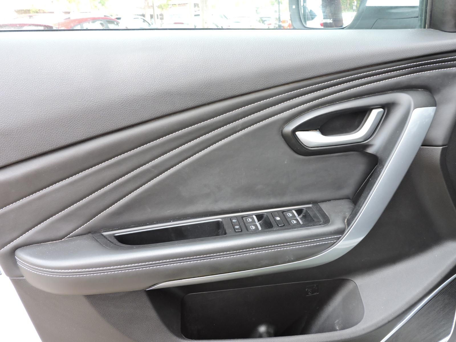 Jetour X70 — foto 16 de 20