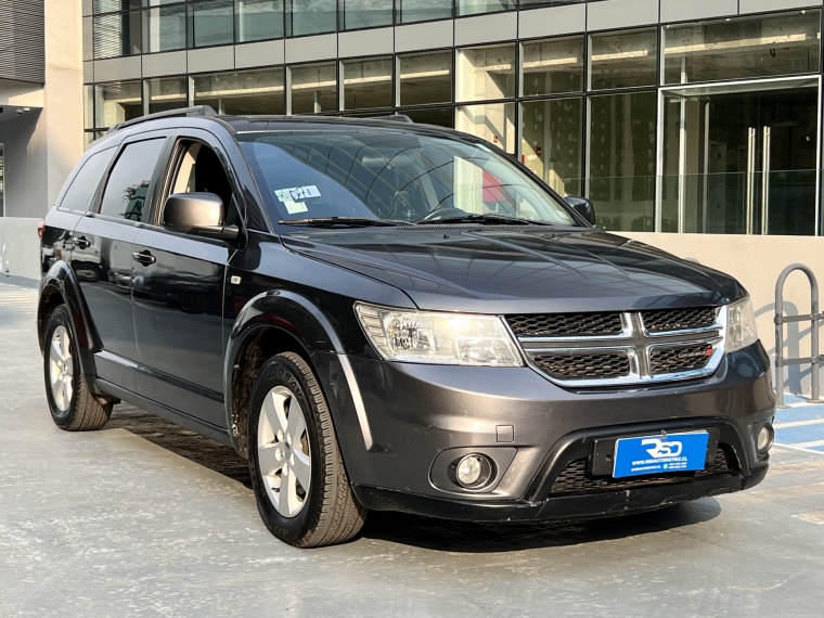 Dodge Journey — foto 3 de 18