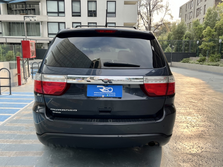 Dodge Durango — foto 18 de 19