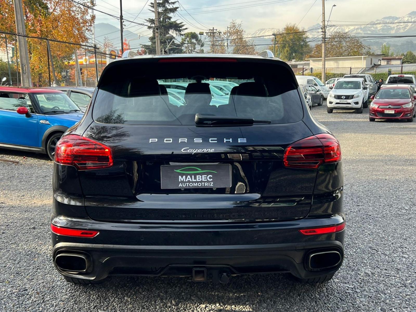 Porsche Cayenne — foto 19 de 20