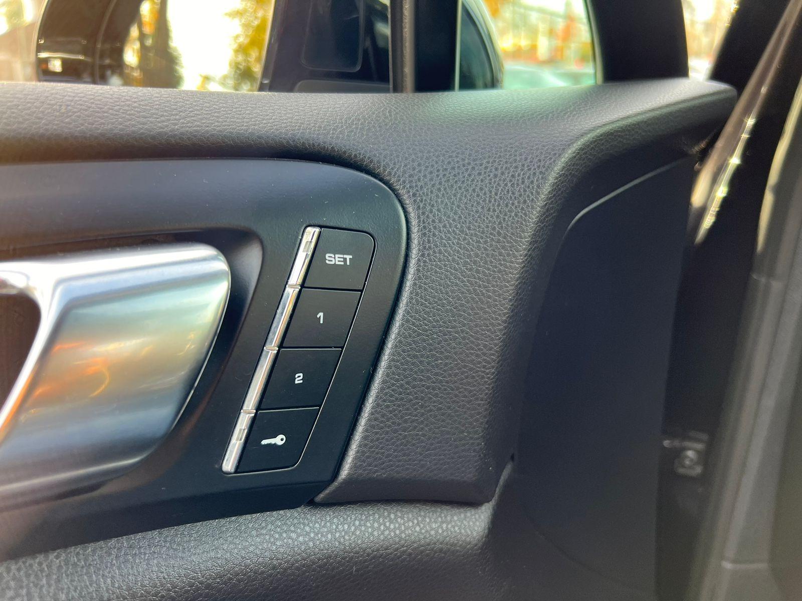 Porsche Cayenne — foto 3 de 20
