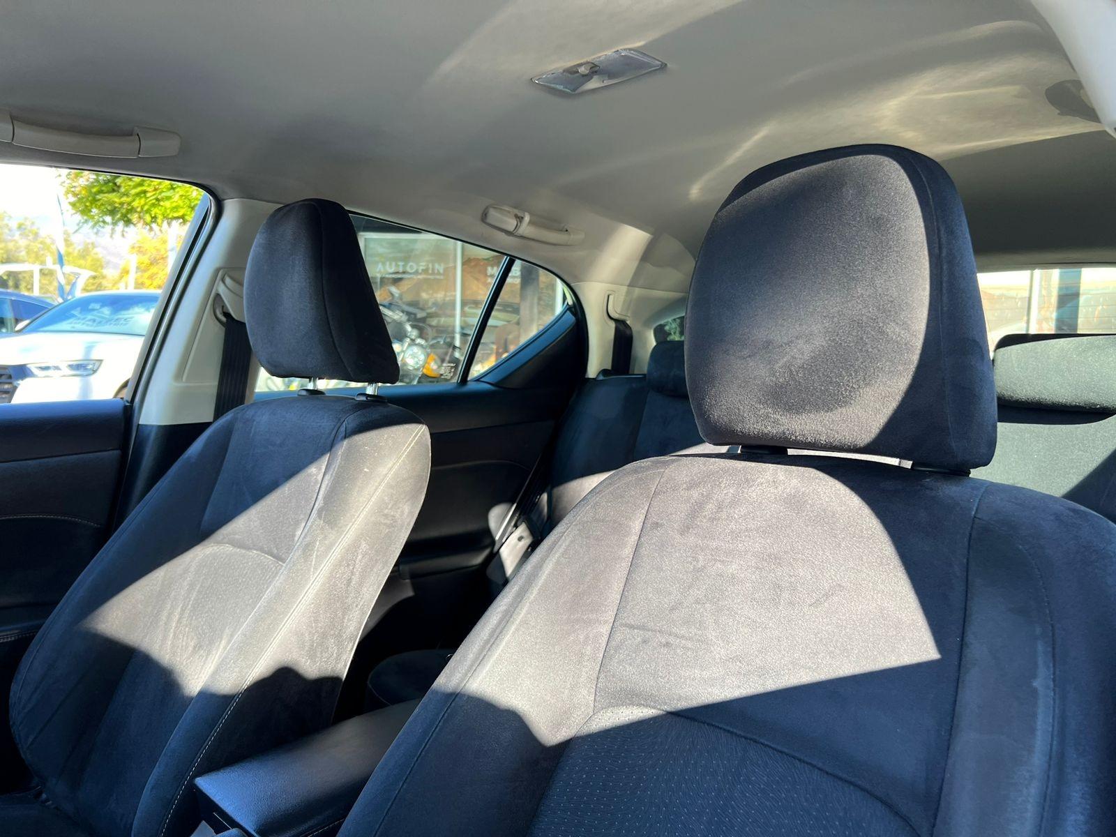 Lexus Ct200H — foto 5 de 19