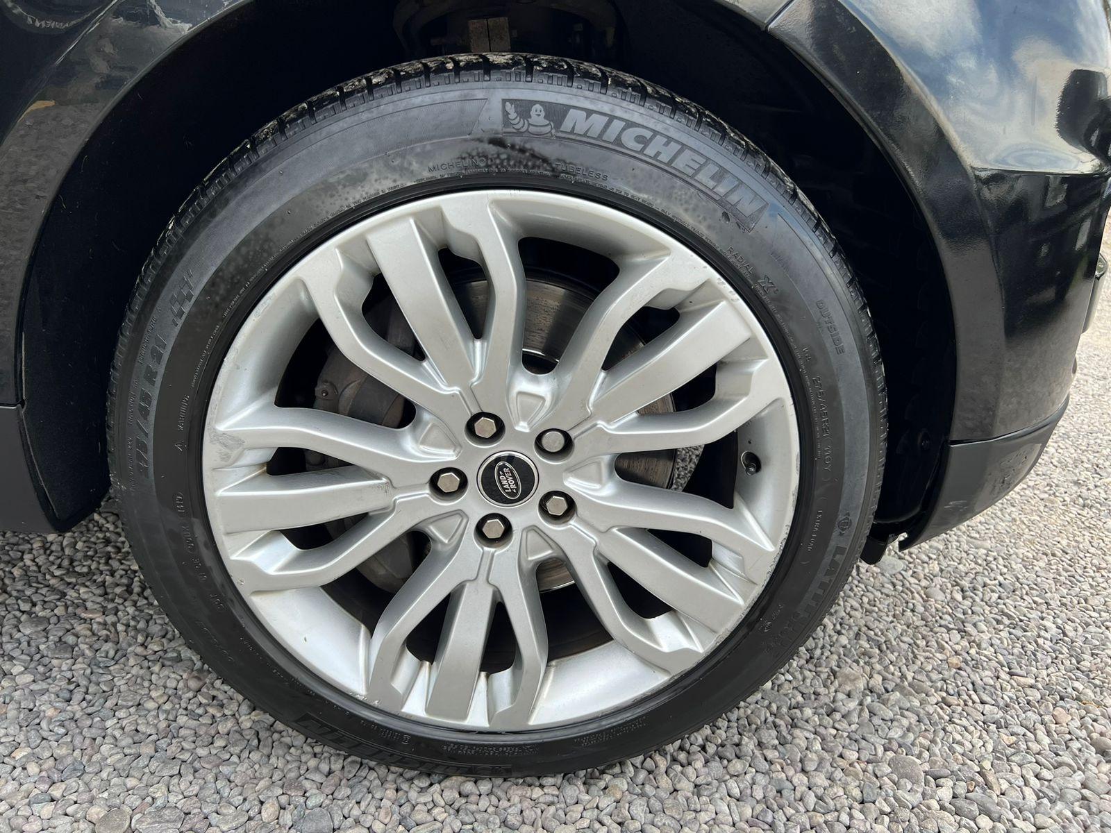 Land Rover Range Rover Sport — foto 15 de 19