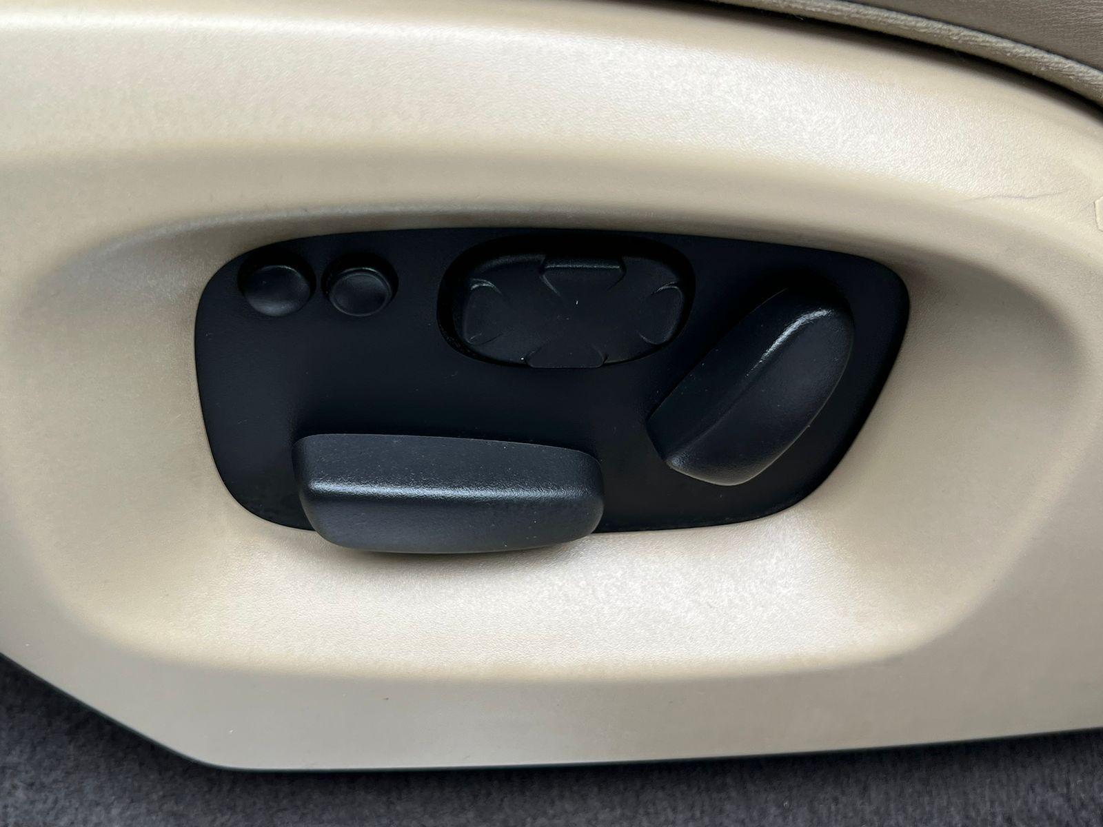 Land Rover Range Rover Sport — foto 5 de 19