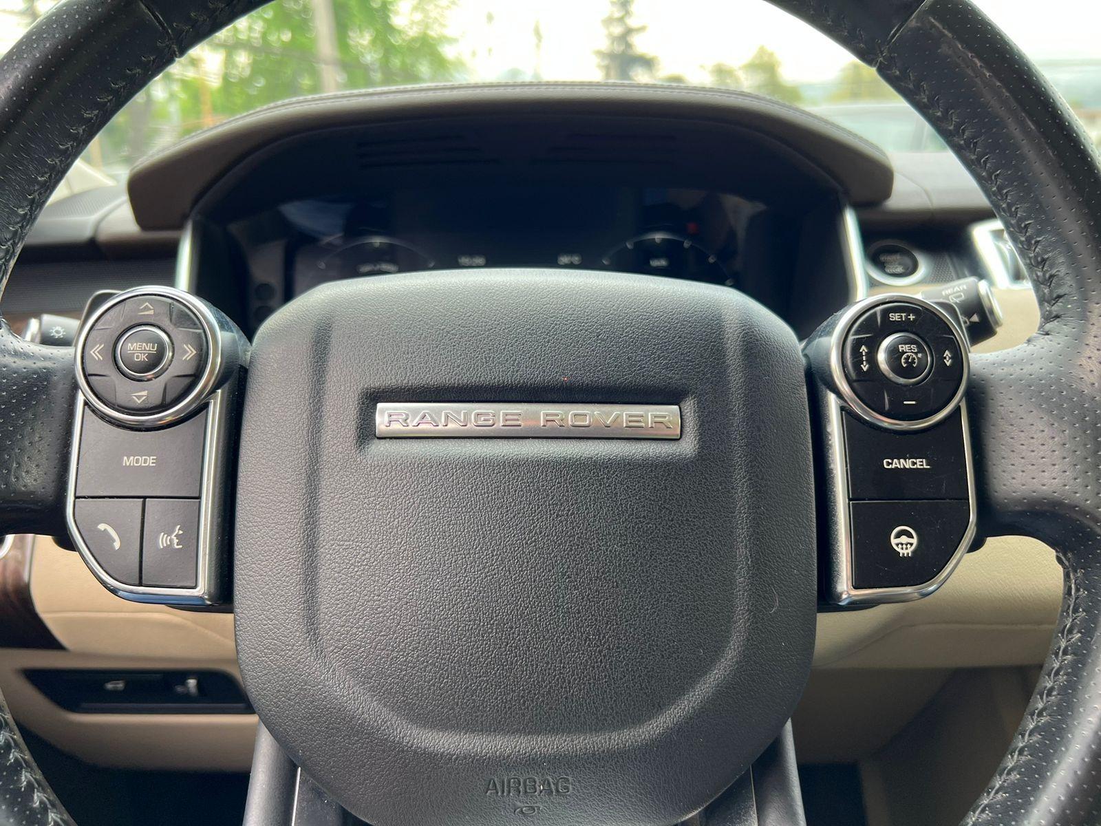 Land Rover Range Rover Sport — foto 12 de 19