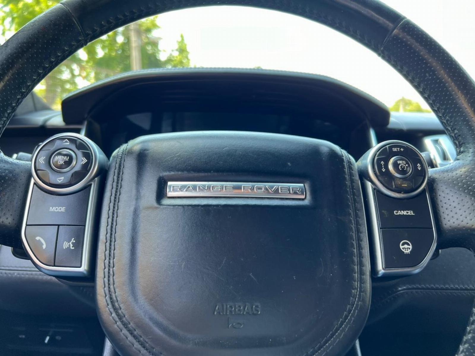 Land Rover Range Rover Sport — foto 15 de 20