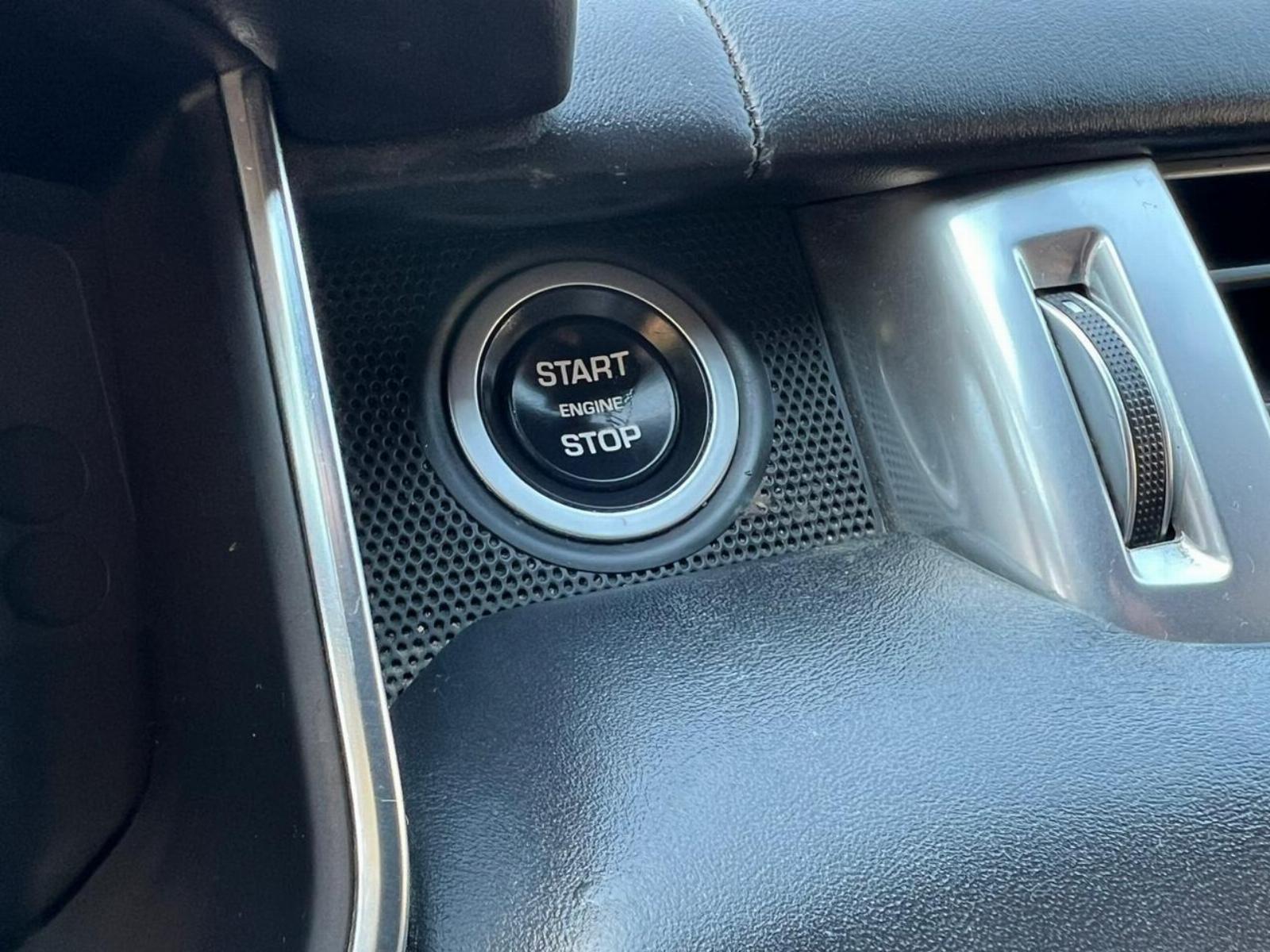 Land Rover Range Rover Sport — foto 12 de 20