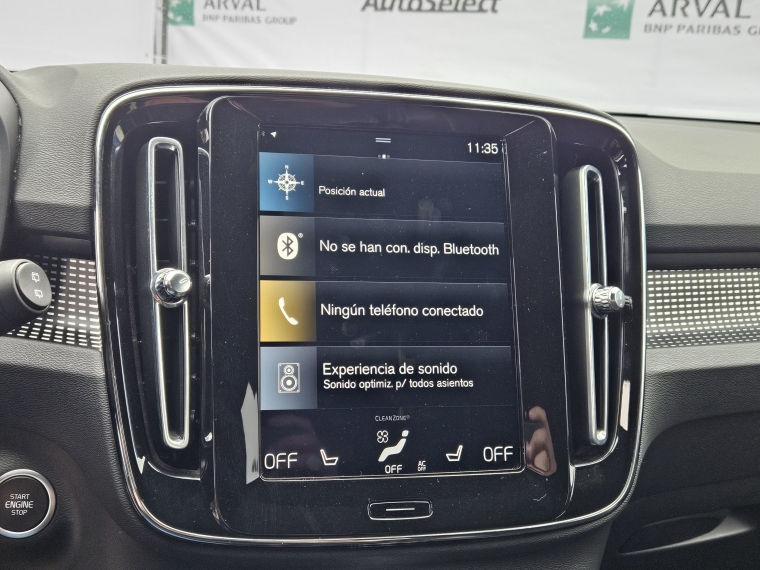 Volvo Xc40 — foto 9 de 18