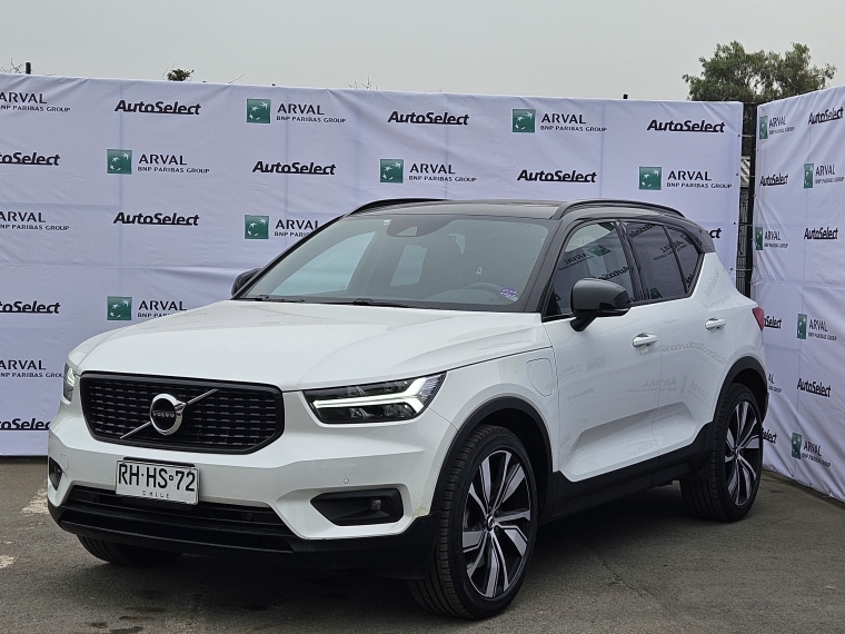 Volvo Xc40 — foto 4 de 18