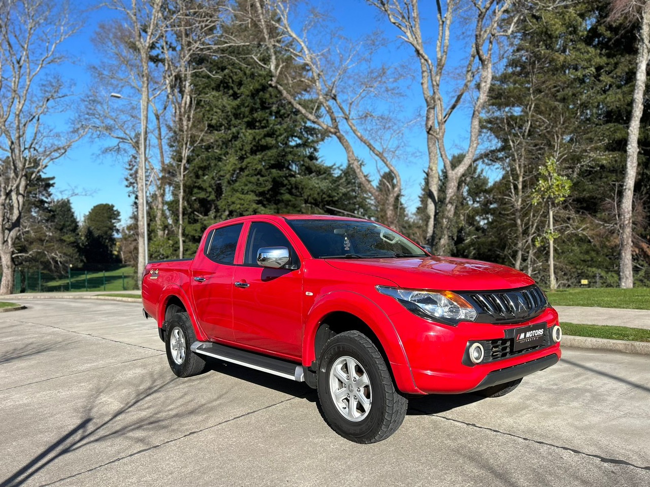 Mitsubishi L200 — foto 5 de 9