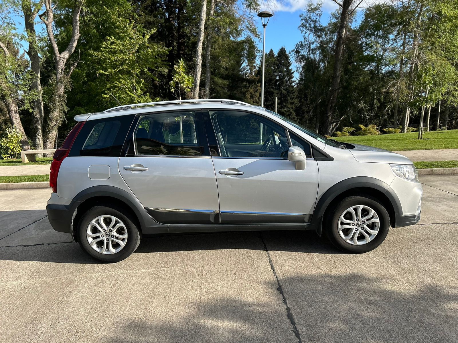 Dfm Joyear — foto 4 de 10