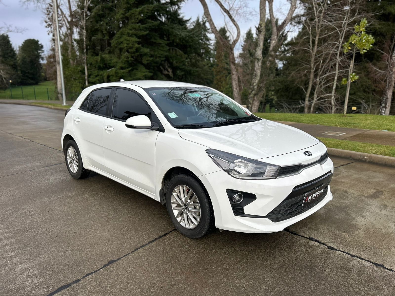 KIA Rio — foto 5 de 10