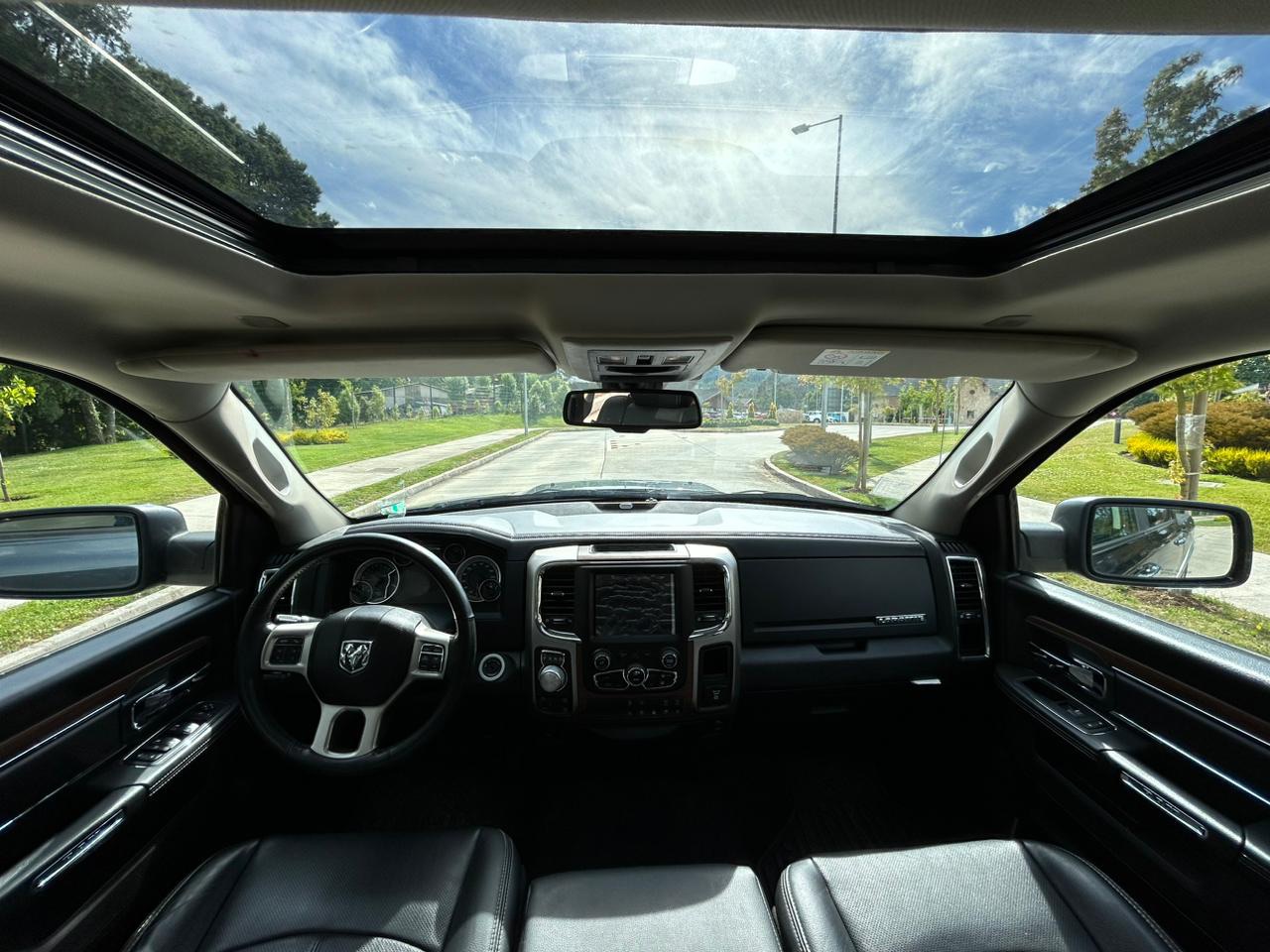 RAM 1500 — foto 10 de 10