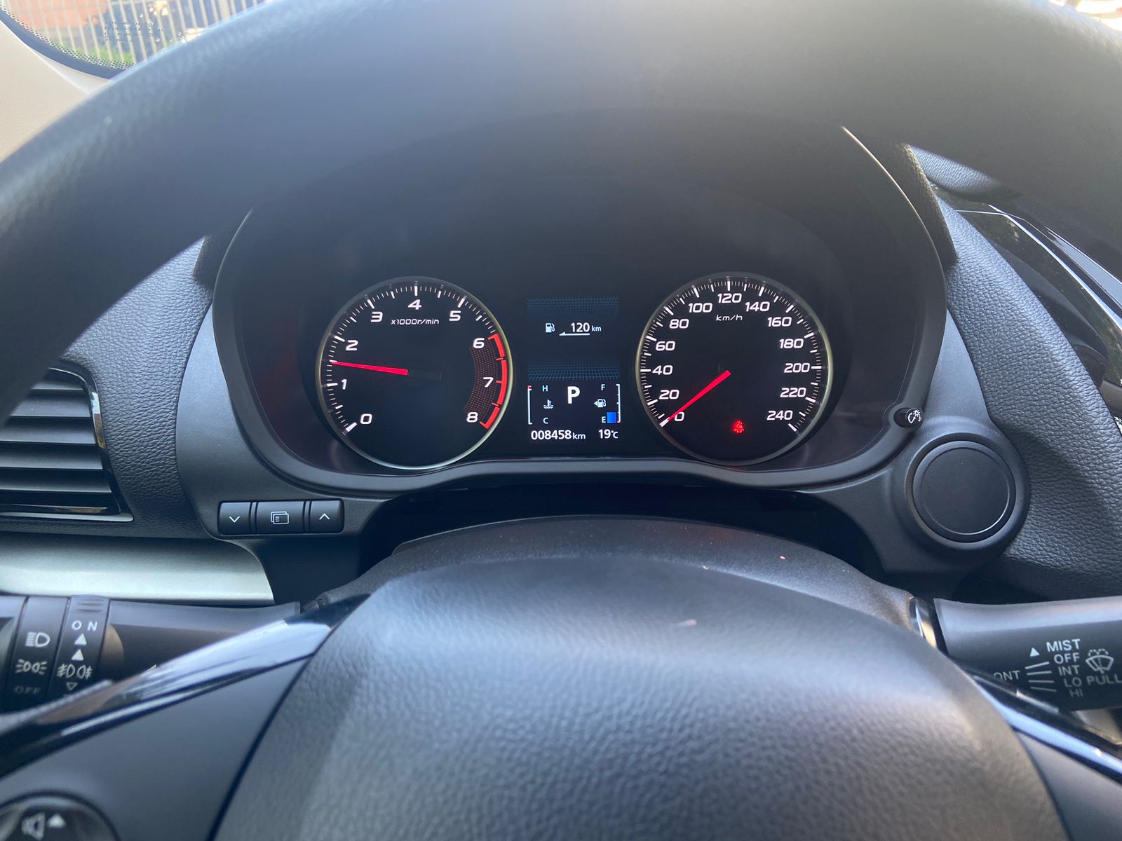 Mitsubishi Eclipse Cross — foto 9 de 12